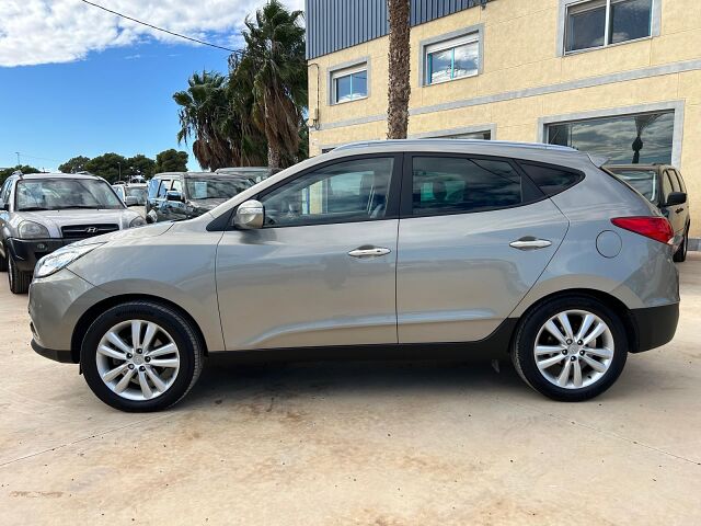 HYUNDAI IX35 PREMIUM 2.0 CRDI UK PLATED RHD IN SPAIN ONLY 85000 MILES SUPER 2010